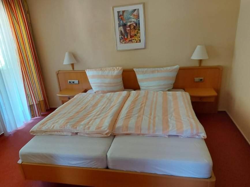 Hotel Gasthof Restaurant Jamas Pottenstein Zewnętrze zdjęcie